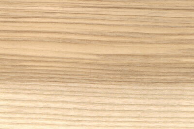 Essence de bois de Frêne proposé par Moulures Vasson
